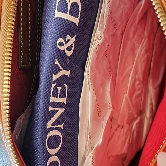 New Dooney & Bourke Paige Sac - Picture 4 of 8